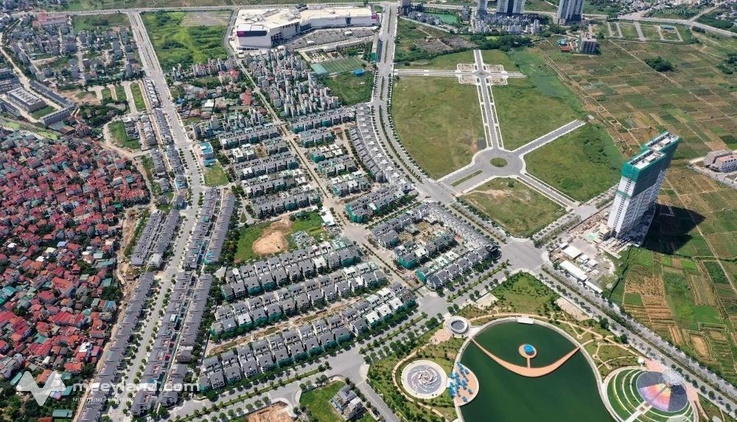 Cho thuê 1 phòng 50m, giá 5 triệu, đủ hết đồ làm văn phòng biệt thự Dương Nội