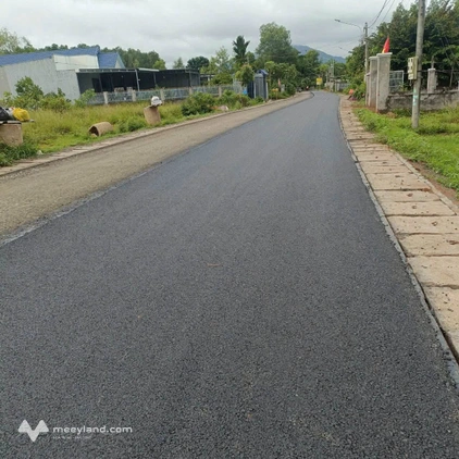 Đất thổ cư đường nhựa Suối Nhum, Tân Thành, giá tốt