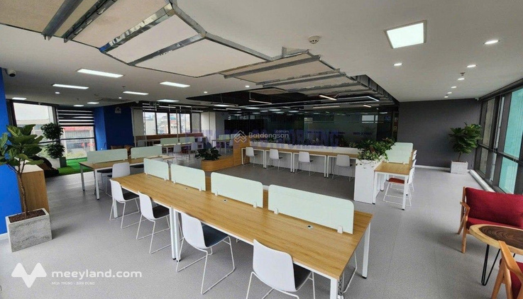 Cho thuê sàn văn phòng 220m2 full đồ tòa SME Hoàng Gia - Tô Hiệu, Hà Đông. Giá 45 triệu/tháng