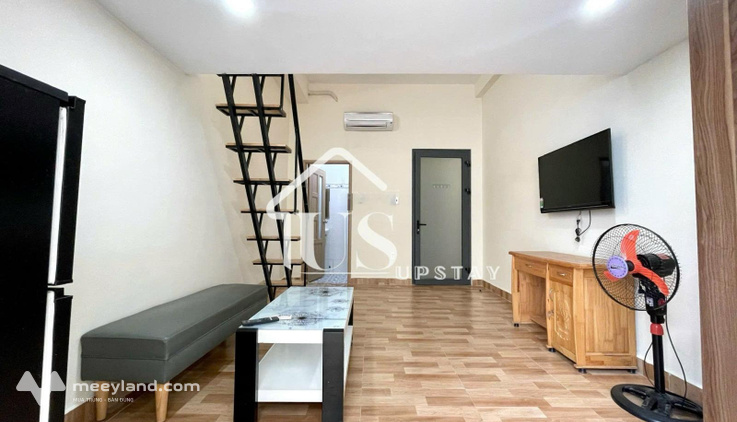 Duplex ban công 32m2 ngay Vòng xoay Dân Chủ quận 3. Miễn phí dịch vụ, xe. Giá tốt cho sinh viên