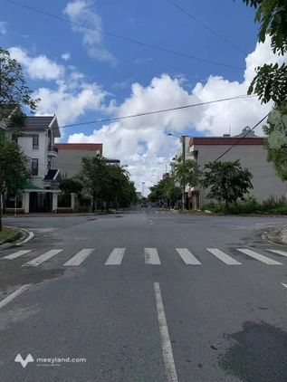 Đất vàng mặt đường Nguyễn Chí Thanh, giá rẻ sập sàn, chốt ngay kẻo lỡ!