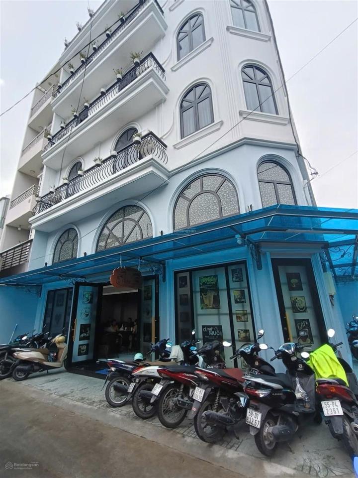 Toà chdv căn góc 5 tầng ngay nguyễn ảnh thủ 117m² ngang 12m có thang máy, dòng tiền sẵn