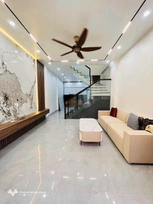 Căn góc Kỳ Bá 43m2, 3 tầng, ngõ ô tô tránh, gần chợ, giá nhỉnh 2 tỷ