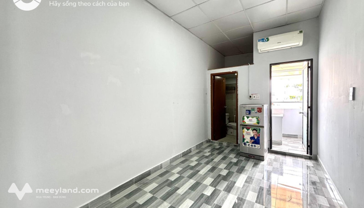 Trọ sinh viên giới hạn 20m2 ban công tách bếp, khu an ninh chỉ 4.2 tr HSSV. Gần ngã 7 Lý Thái Tổ