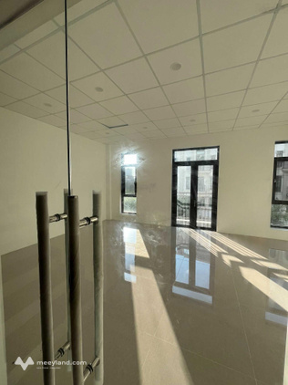 Cho thuê văn phòng tại Him Lam Vạn Phúc, 90 m2/tầng gồm 2 phòng làm việc