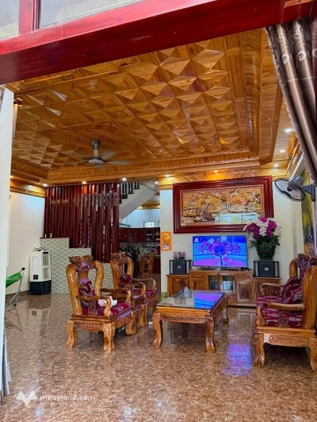 Siêu phẩm nhà 2 tầng Vạn Hoà, nội thất xịn, giá cực rẻ