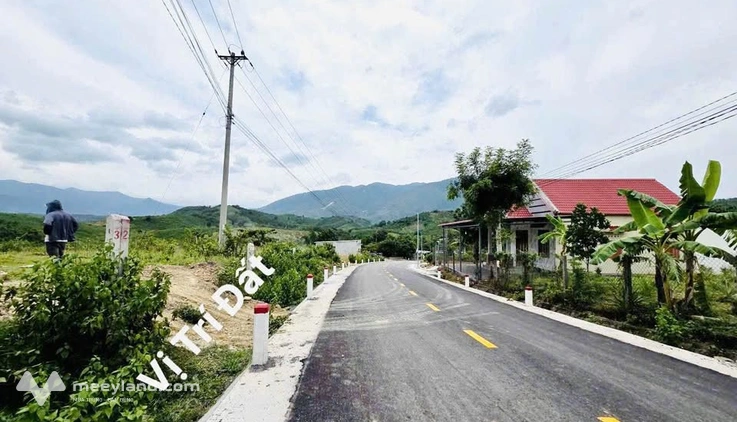Đất thổ cư 620m2 mặt tiền Tỉnh lộ 2, view suối, thích hợp nghỉ dưỡng
