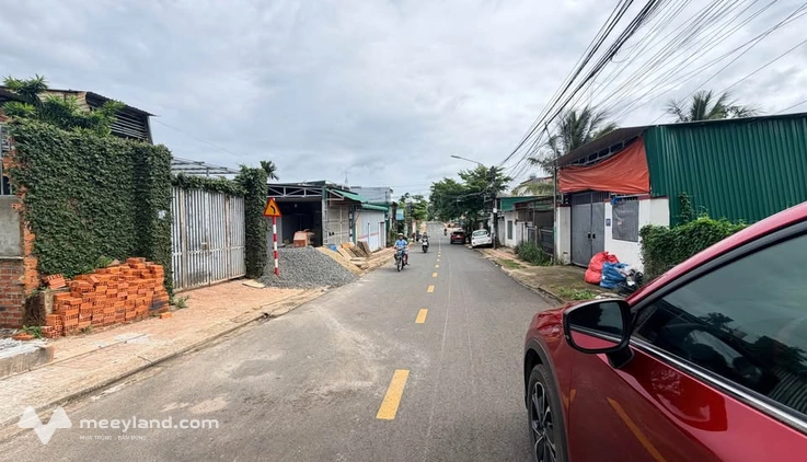 Mặt tiền Tuệ Tĩnh, 18m, kinh doanh đắc lợi, 4,5 tỷ
