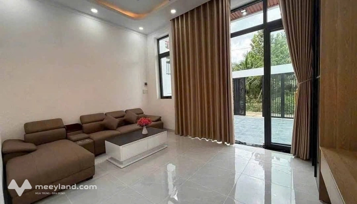 Chốt ngay nhà xinh gần Cầu Phú Dân, tặng full nội thất xịn xò