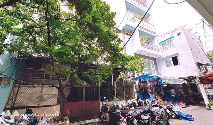 Nhà phố Quận 3, bề ngang rộng rãi, vị trí đắc địa