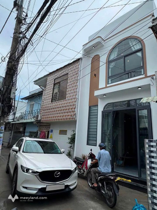 Nhà 1 trệt 1 lầu xây mới hẻm 81 Hồ Bún Xáng, Cần Thơ