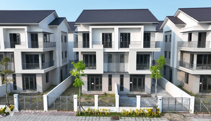 Săn hàng chuyển nhượng giá tốt Centa Riverside, biệt thự song lập đơn giá chỉ 65 triệum2, sẵn sổ sang tên luôn