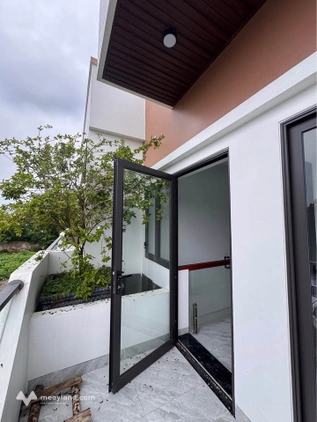 Nhà mới xây 2 tầng hiện đại tại trung tâm Nước Hai, Thái Nguyên