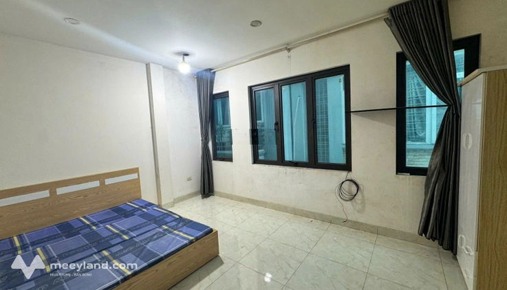 Mình còn 1 phòng khép kín tại số 33 Đồng Mới, cách cổng chào An Khánh 400m chỉ 3 triệu/tháng