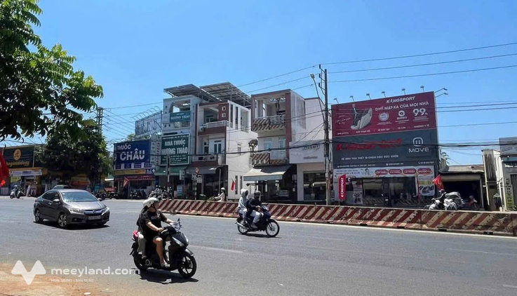 Mặt tiền kinh doanh đắc địa Nguyễn Văn Cừ, Buôn Ma Thuột, dòng tiền 25 triệu/tháng