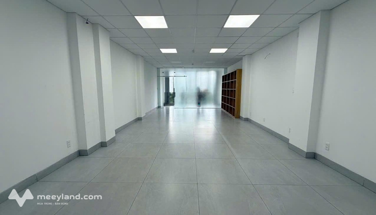 Em Quân! Cho thuê văn phòng 5x20m tại Đảo Kim Cương - Tạ Hiện khu hành chính Quận 2! Giá 16tr/tháng