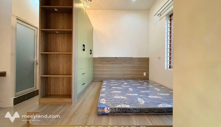 Phòng ban công - Dành riêng cho sinh viên 2k8 ĐH Kinh tế UEH và Y Dược - dễ di chuyển