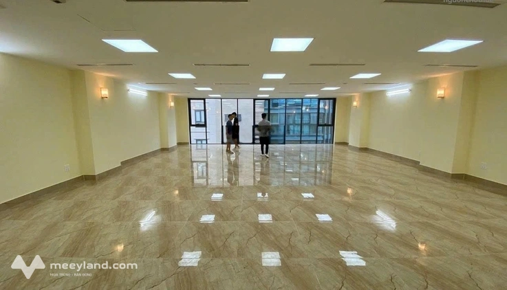 Cho thuê văn phòng phố Duy Tân 135m² giá tốt 30 triệu, gần Thành Thái - Tôn Thất Thuyết