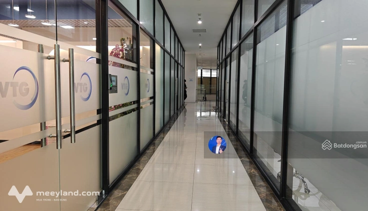 Cho thuê văn phòng tại Roman Plaza, 200 nghìn/m2/th, 330m2, uy tín giá cực chất
