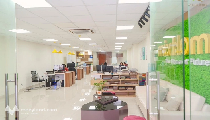 Cho thuê văn phòng hạng A tòa Thai Nam Building mặt phố Dương Đình Nghệ, DT 1650m2 hỗ trợ chia bé