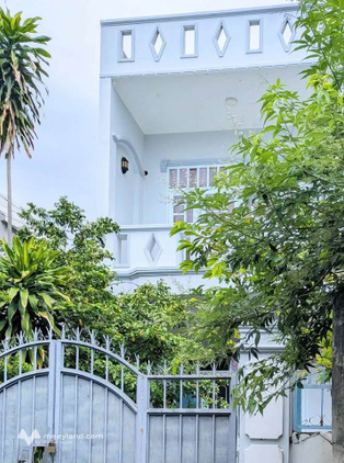 Nhà 3 phòng ngủ, Vũng Tàu 106m2, hướng Đông Nam, sân ô tô rộng, giá 6.8 tỷ, an cư hay đầu tư đều được