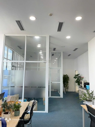 Trống 67m2 full nội thất phố Láng Hạ, tòa văn phòng hạng B phù hợp làm VP công ty