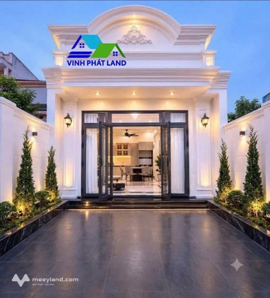Bán nhà khu dân cư Tân Xuyên, Cà Mau, giá chỉ 1.85 tỷ, tặng full nội thất