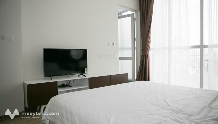 Ngõ 294 Kim Mã, phòng rộng có ban công, ô tô vào nhà được