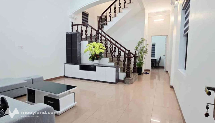 Nhà mới 5 tầng, 36m2, ô tô ngủ trong nhà tại Bát Khối