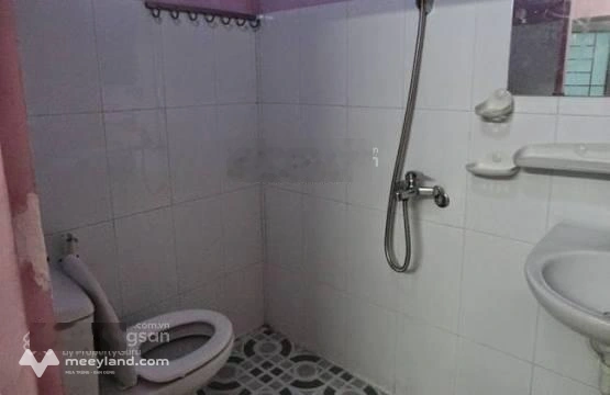 Vừa ở vừa kinh doanh, đường 2 ô tô, 30m2, 5 triệu/tháng, điện nước giá dân