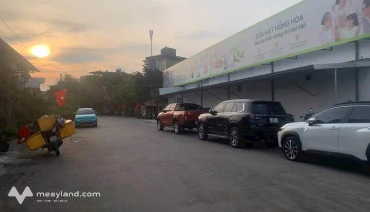 Chốt nhanh 2 lô đất vàng ngay chợ Hoàng Long, kinh doanh cực đỉnh