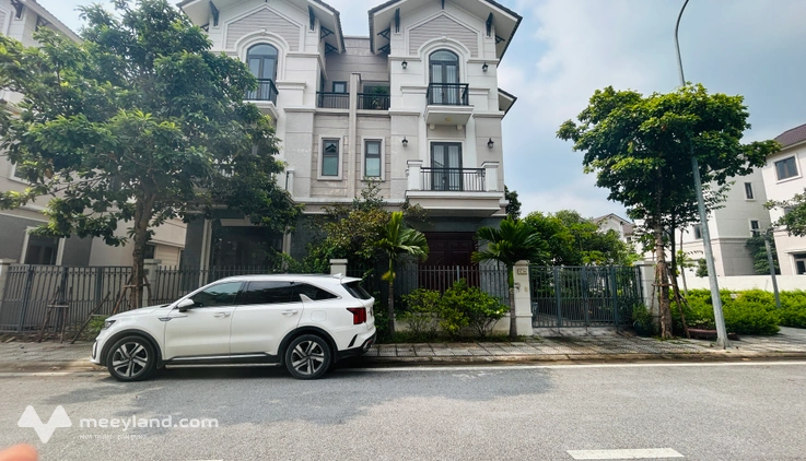 Biệt thự song lập hướng Nam 135m² – 9,445 tỷ - Sẵn sổ sang tên