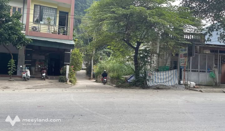 Đất đẹp mặt ngõ đường 20/8, ô tô tránh nhau, giá chỉ 1,55 tỷ