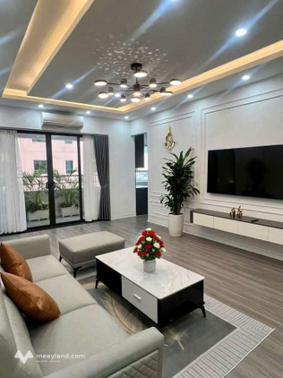 Chính chủ cần bán chung cư Nghĩa Đô, đường Hoàng Quốc Việt, 3 ngủ, 6,85 tỷ