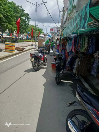 Nhà mặt tiền kinh doanh tại Chợ cũ Ba Tri, Bến Tre