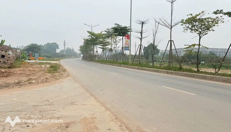 Sốc nhiệt với siêu phẩm đất Mê Linh, ô tô đỗ cửa, giá rẻ giật mình