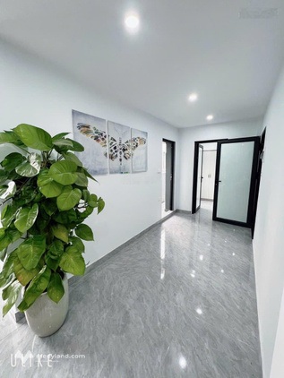 Cho thuê nhà trọ view đẹp tại Ngõ 43 Trung Kính, 9,5 triệu, 40m2