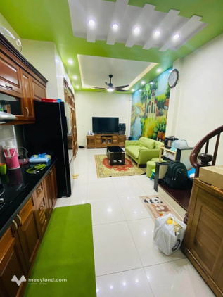 Nhanh tay chốt ngay nhà Hồ Tùng Mậu, ô tô đỗ tận cổng, sổ đỏ vuông vắn