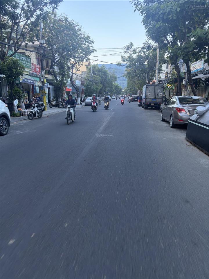 Bán lô đất mặt tiền 15m khu sơn trà trần nhân tông gọi huy phan