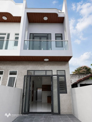 Nhà mới xây tại hẻm Nguyễn Văn Thành, gần Ngã 4 Sở Sao
