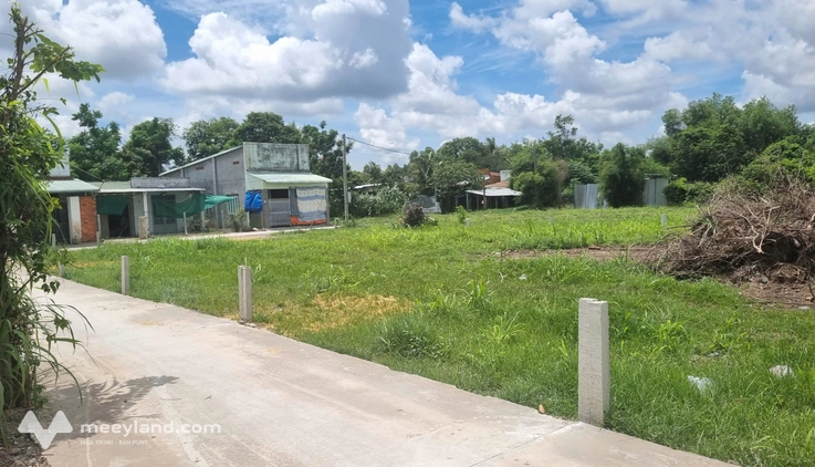 Diện tích 90m2 đất ở đô thị phường Gò Dầu, cách nhựa 150m, chỉ 390 triệu