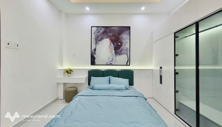 Bán nhà chính chủ gần Phạm Văn Đồng, 1 trệt, 3 lầu, ngang 6,2m dài 23,7m, 4 phòng ngủ, nhà đẹp ở ngay