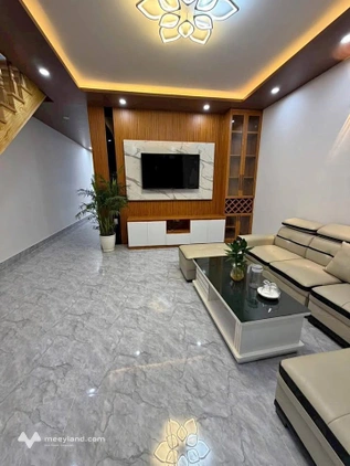 Bán nhà đẹp đường Cao Thắng, Đà Lạt, có sân đậu ô tô rộng rãi, giá 3.25 tỷ