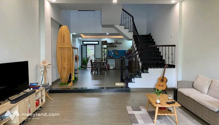 Cho thuê nhà 3 tầng hiện đại, full nội thất tại khu vực Trung Lương, Hòa Xuân