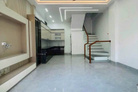 Nhà 3 tầng mặt đường Nguyễn Trãi, Thái Bình, giá cực tốt