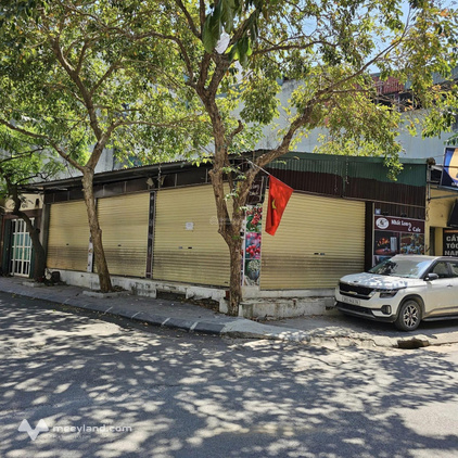 Cafe, nhà hàng đẹp quá ạ 120m2 sử dụng mặt tiền 15m - 25tr/th