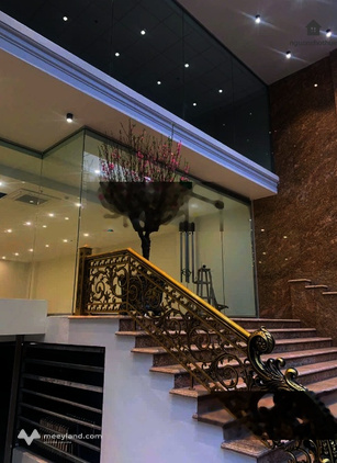 Cho thuê văn phòng Đại La 166m² giá chỉ 29 triệu/tháng, tòa nhà đẹp, hầm xe
