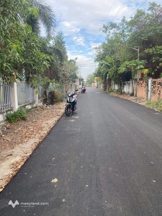 Bán lô đất 1.073,6m2 tặng nhà cấp 4 tại trung tâm Phước Bửu