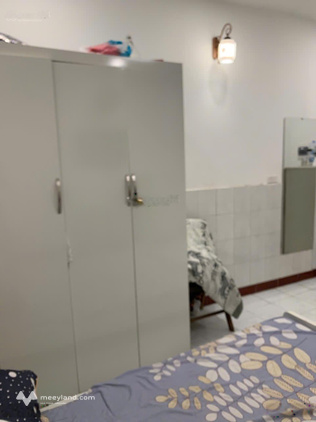 Cho thuê căn hộ 1 phòng ngủ, 20m giá 3,5 triệu. Phố Huế, quận Hoàn Kiếm. Đầy đủ nội thất.