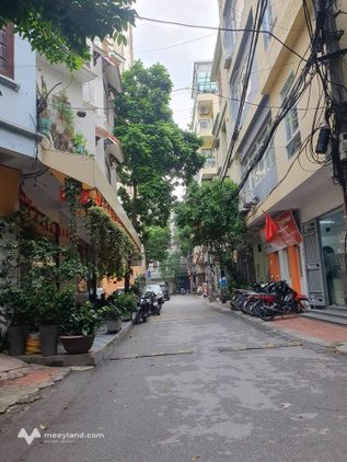 Nhà mới xây 6 tầng thang máy tại trung tâm Giảng Võ, Ba Đình